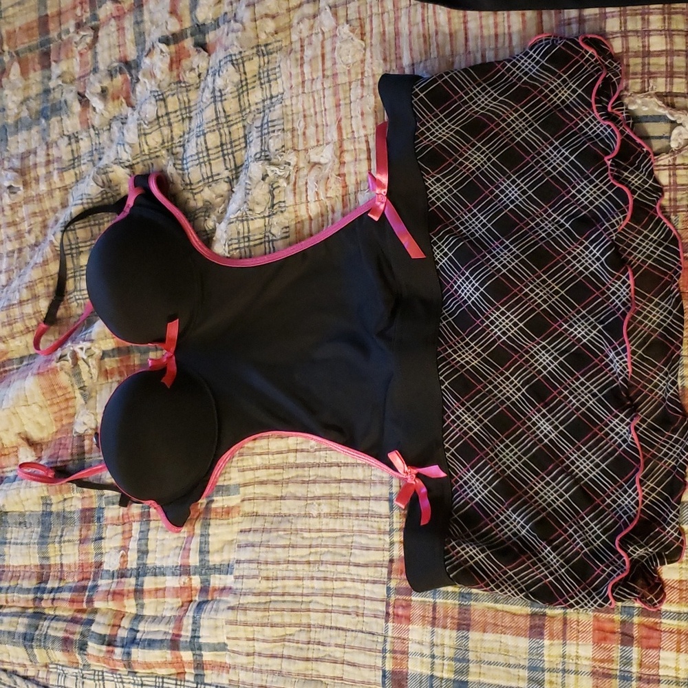 Native intimates lingerie, 34c, black and pink